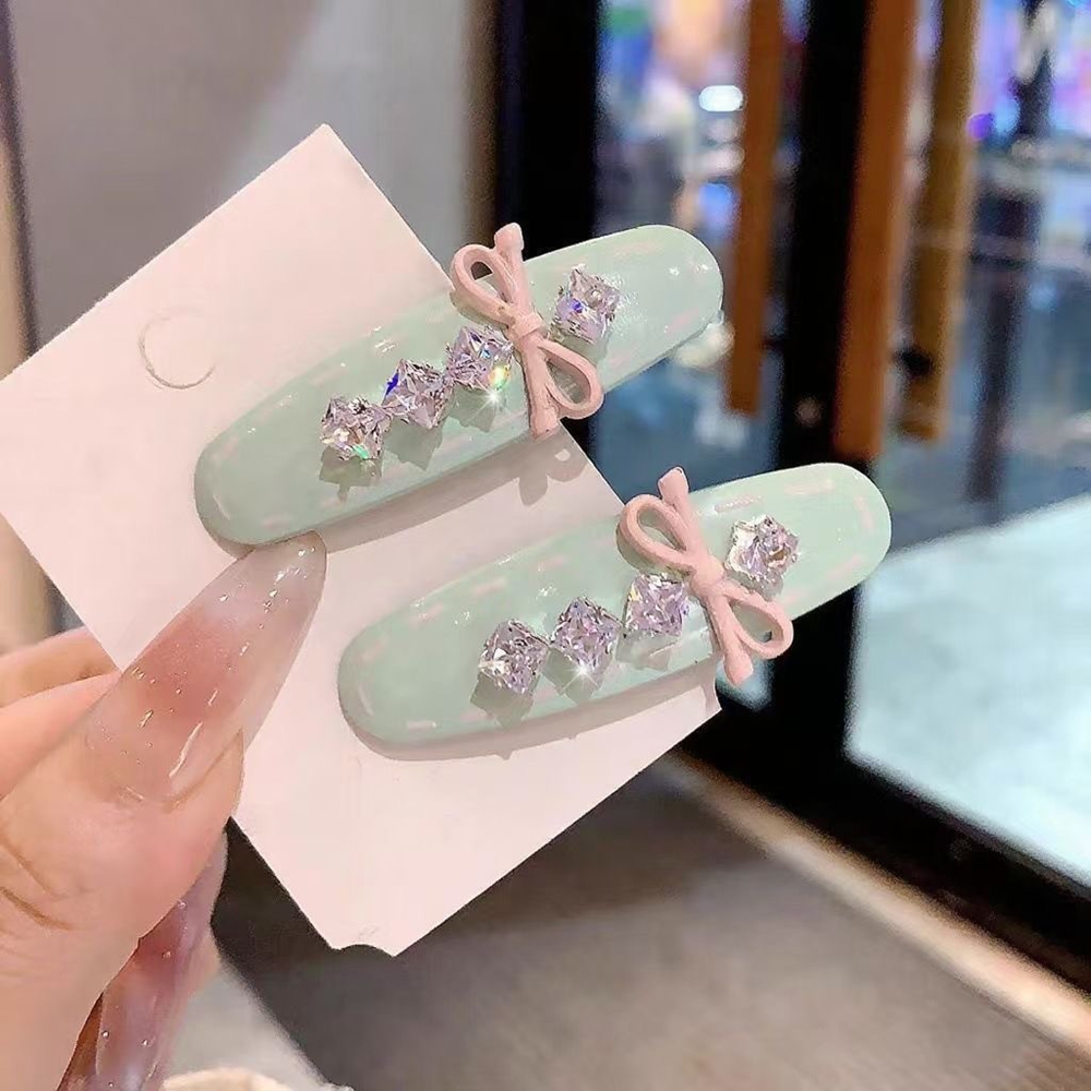 Women'S Accessories Trends 2026 - Новинка 2026: Модная заколка для волос
