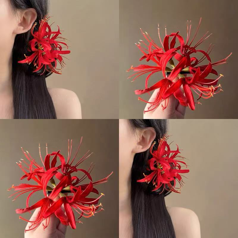 Women Accessories Photos - ● Нежнейшая заколка для волос в
