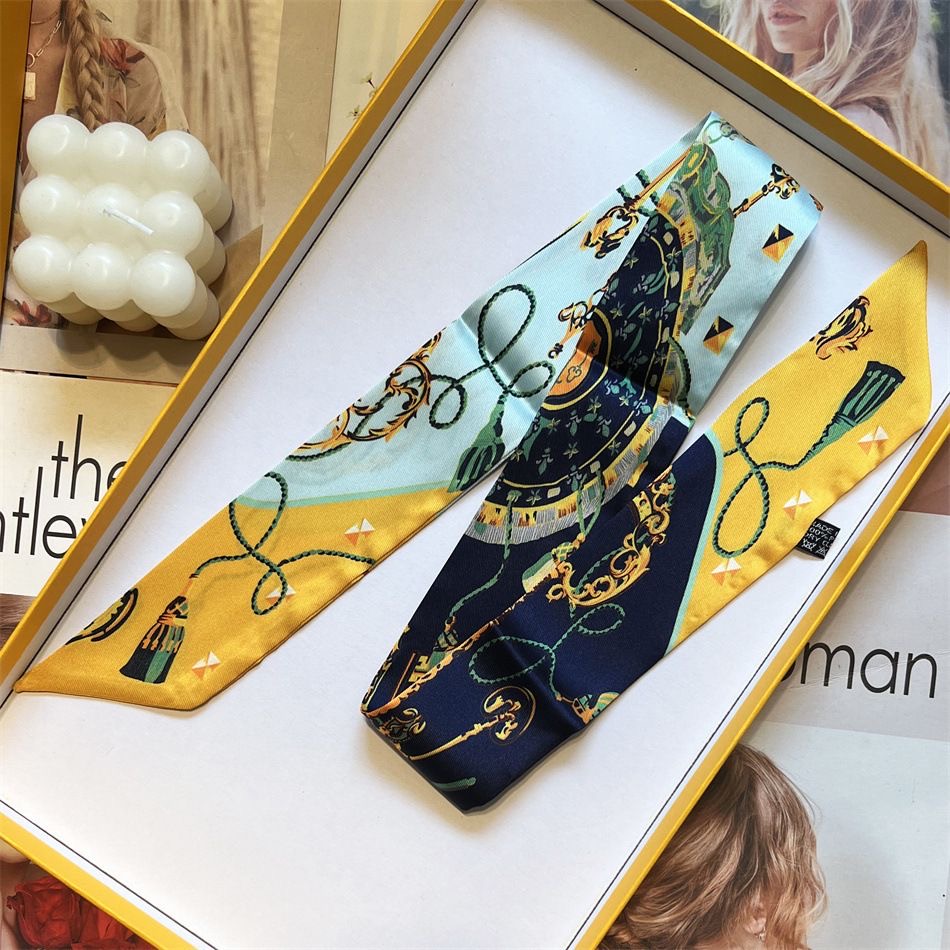 Шарф с принтом, подарок на чет – обзор и цена Women Accessories In Wholesale