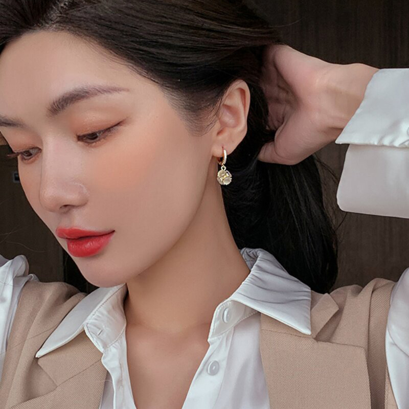 Элегантные серьги-подвески с к – обзор и цена Women'S Accessories Trends 2026